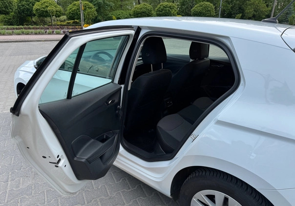 Skoda Fabia cena 68900 przebieg: 43200, rok produkcji 2022 z Pabianice małe 106